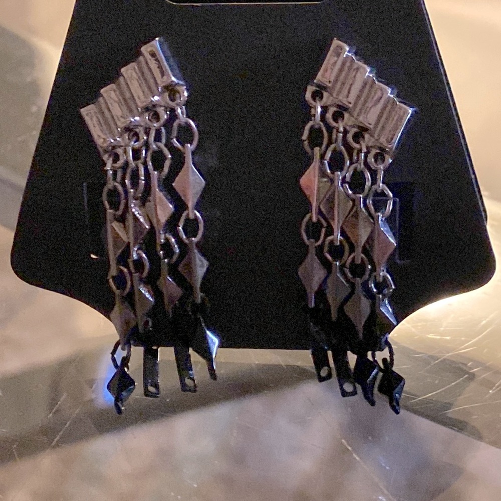 COPY - Silver and Black dangle earrings